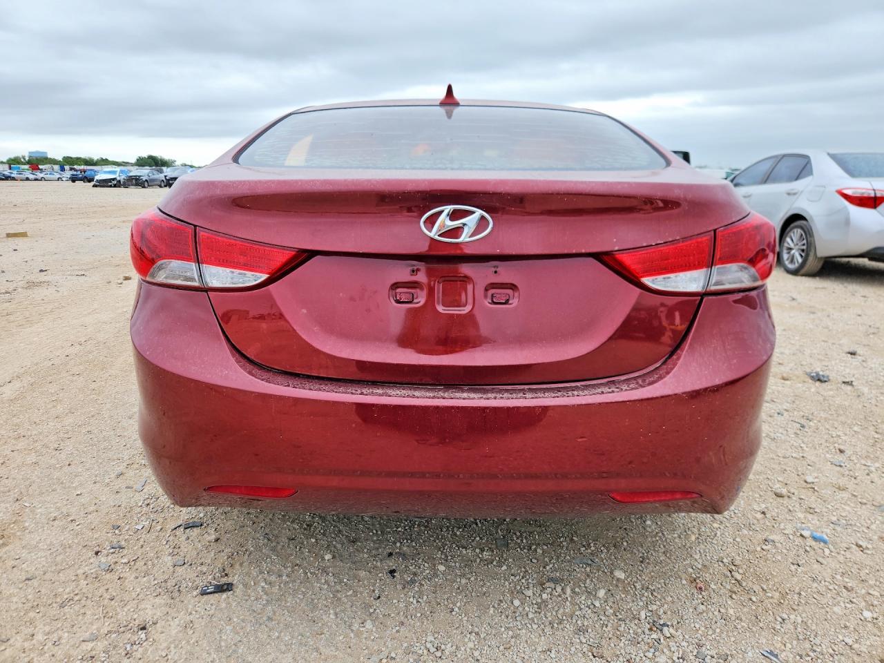2013 Hyundai Elantra Gls - Image 6