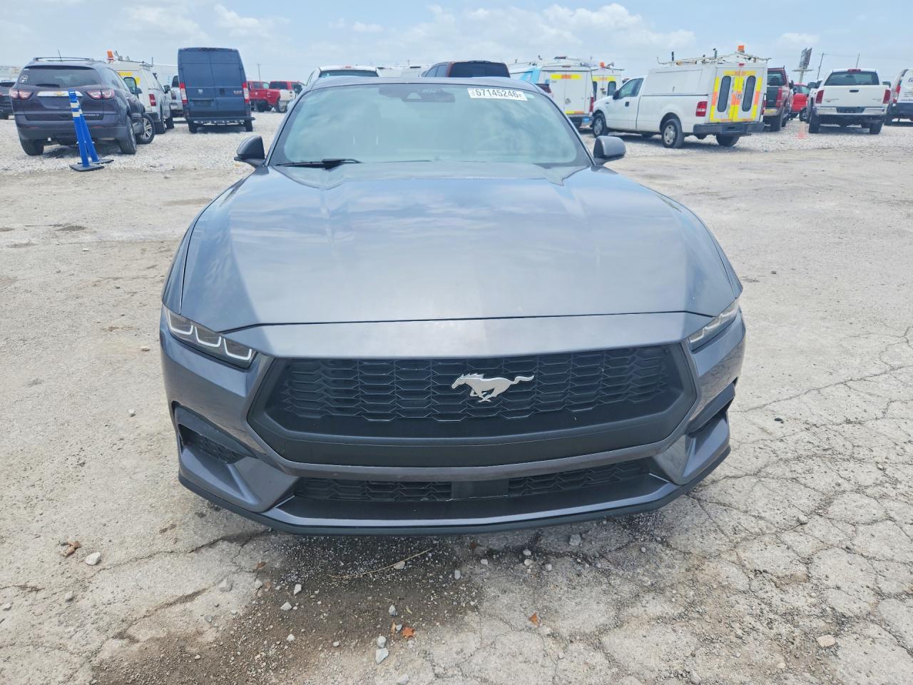 2024 Ford Mustang - Image 5
