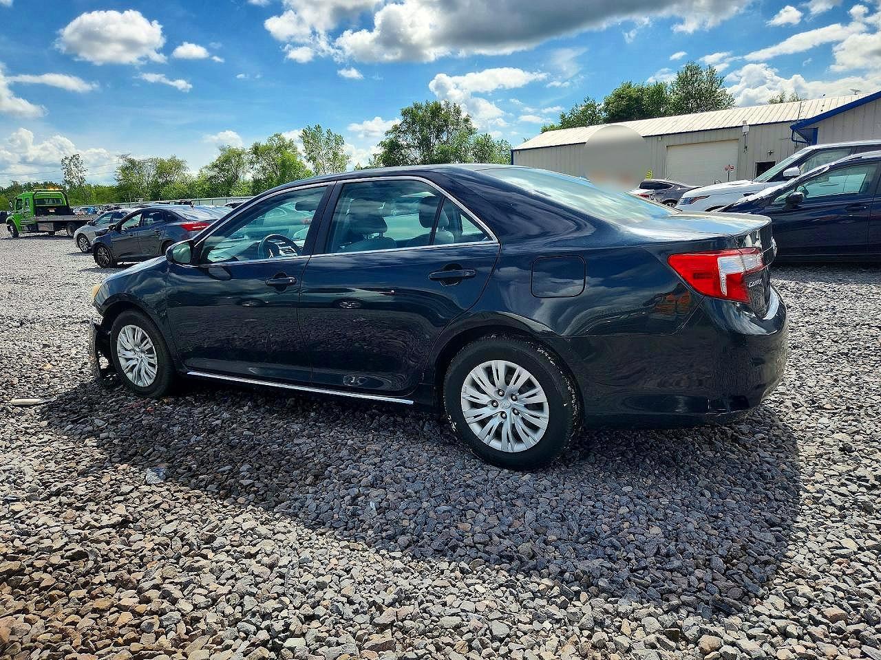2012 Toyota Camry Le - Image 2