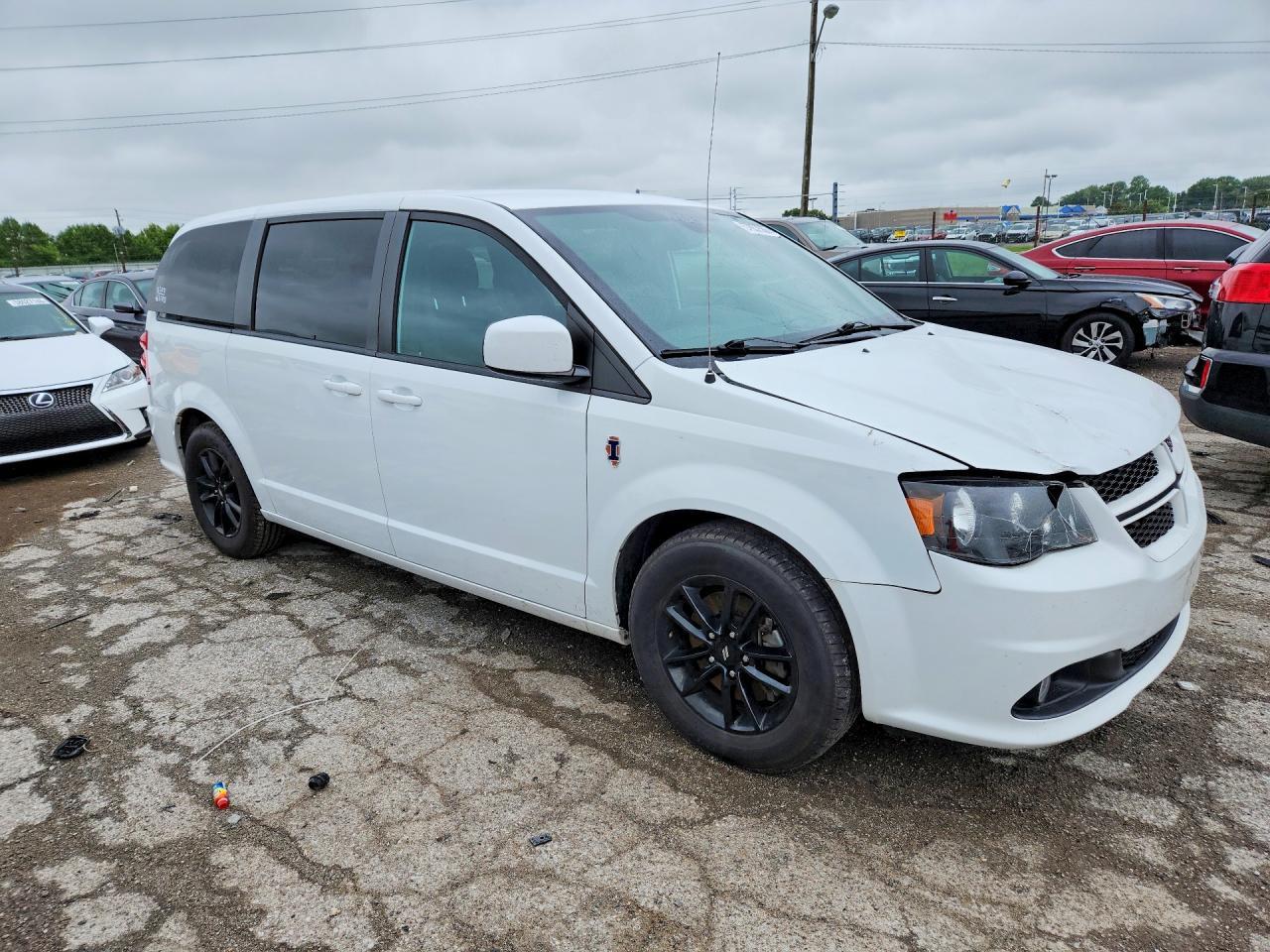 2020 Dodge Grand Caravan Gt - Image 4
