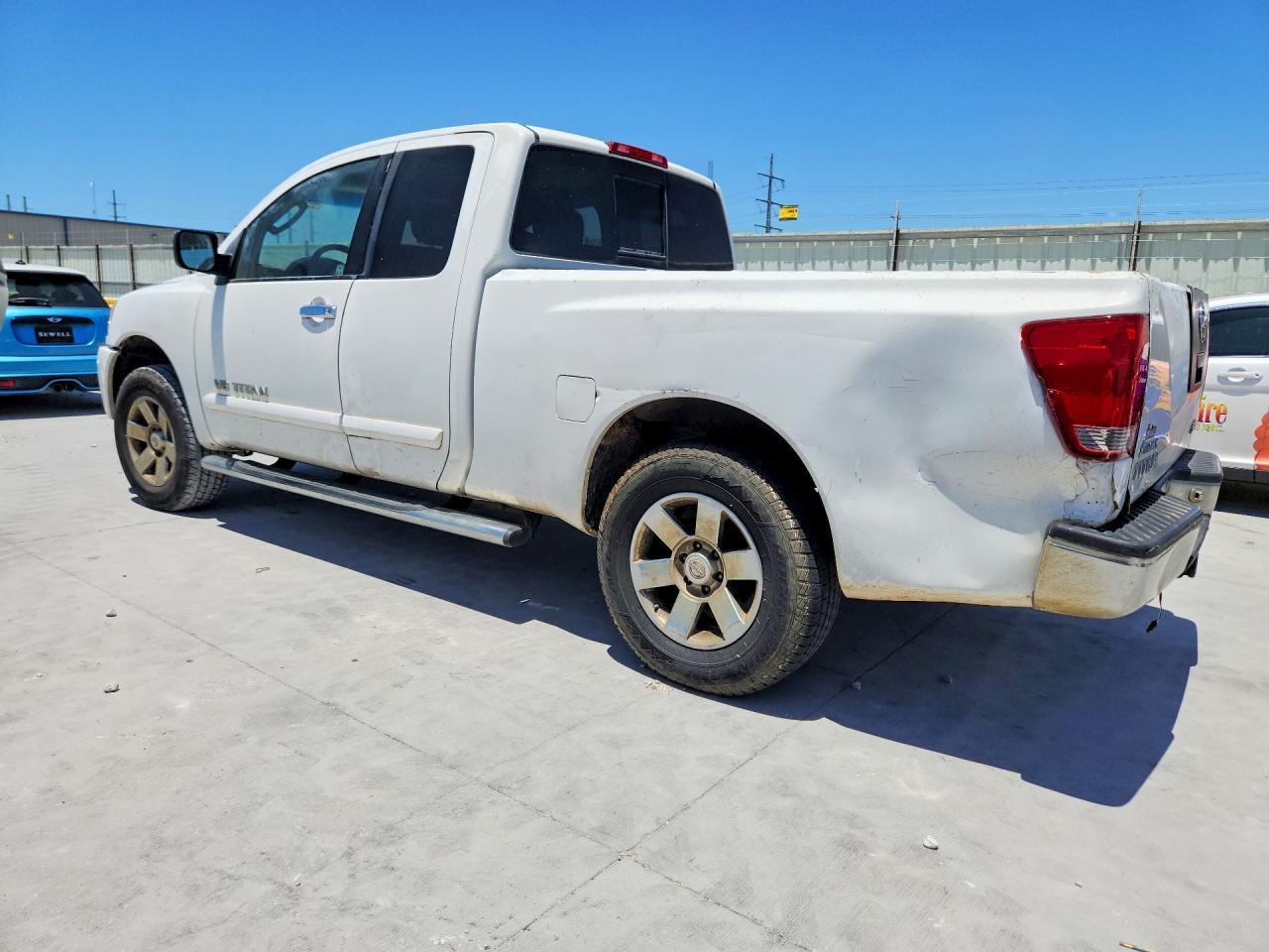 2005 Nissan Titan Xe - Фото 2