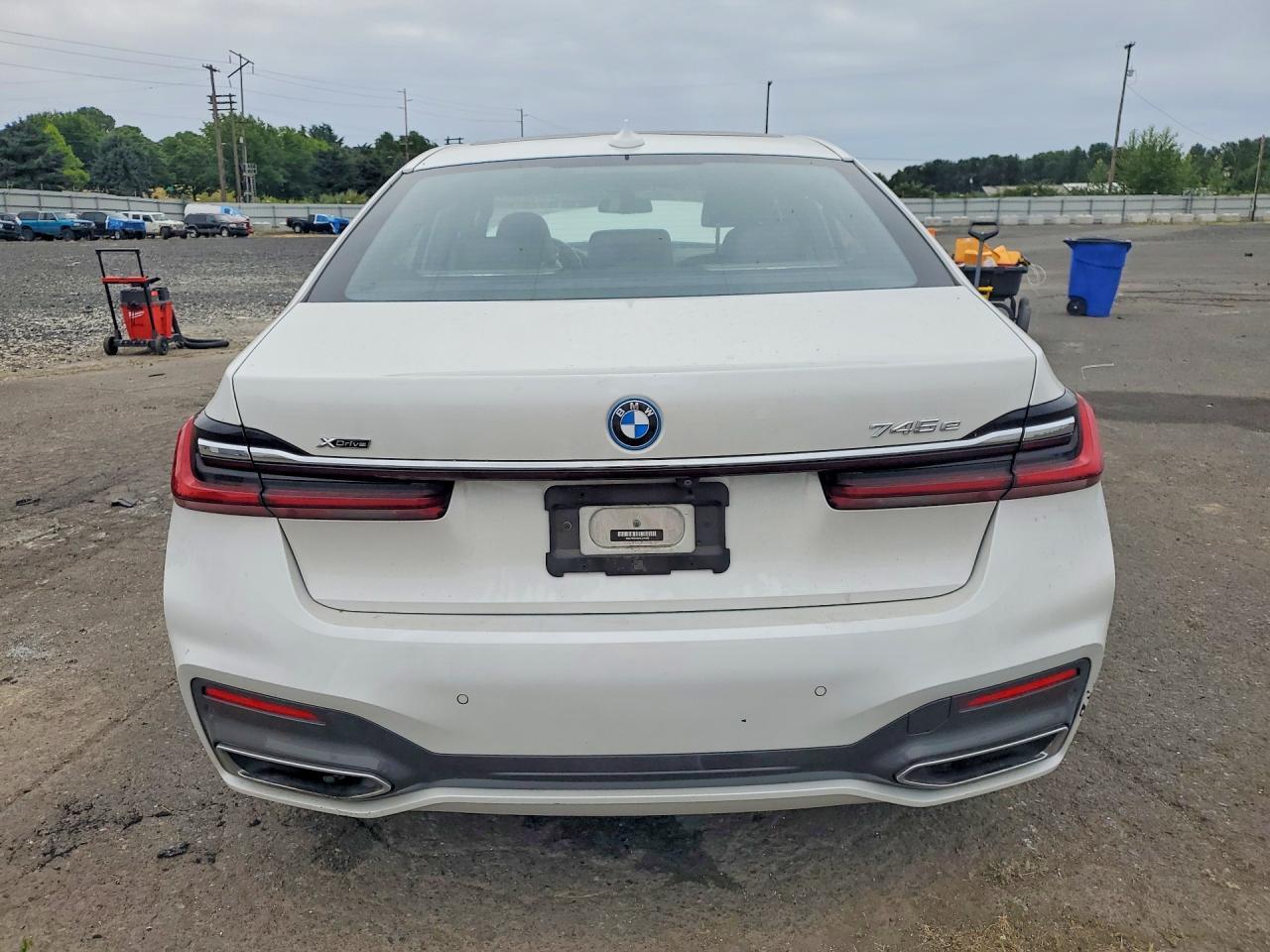 2022 BMW 745Xe - Фото 6