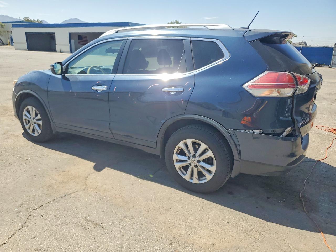 2015 Nissan Rogue Sv - Фото 2