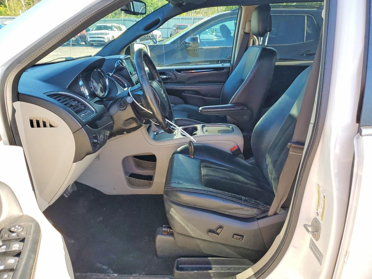 2017 Dodge Grand Caravan Sxt - Фото 7