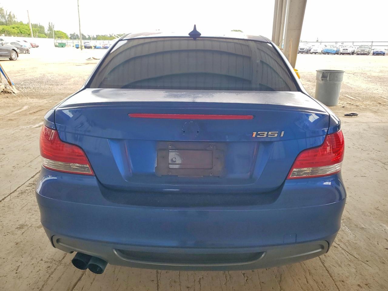 2009 BMW 135 I - Image 6