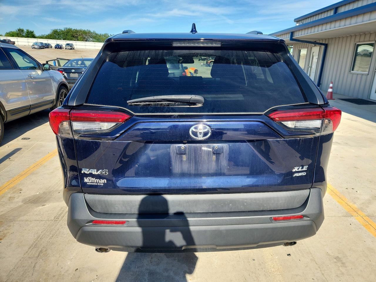 2019 Toyota Rav4 Xle - Image 6