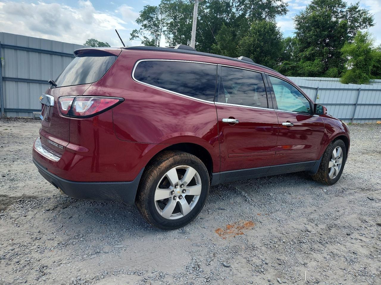 2015 Chevrolet Traverse Ltz - Image 3