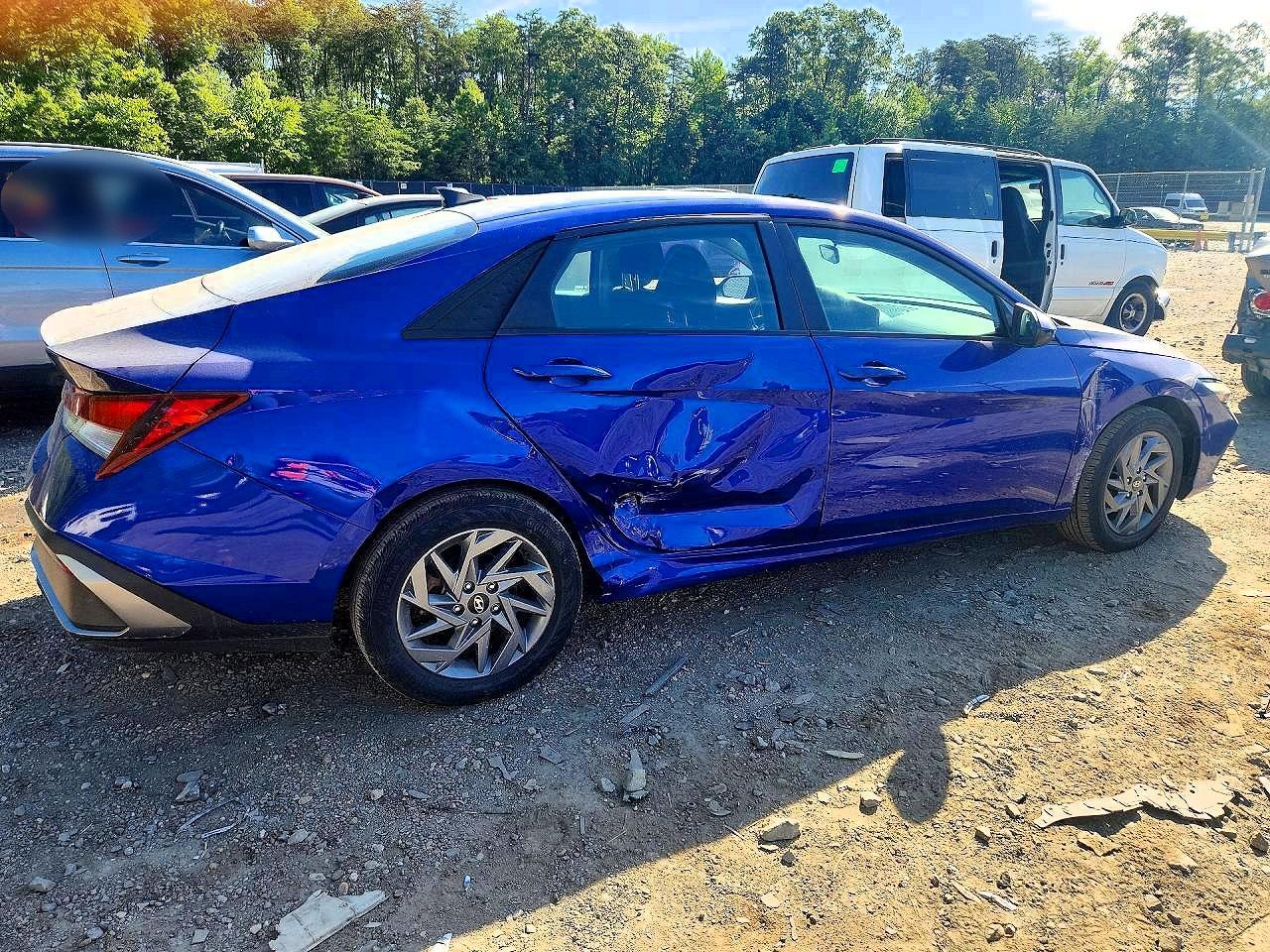 2024 Hyundai Elantra Sel - Фото 3