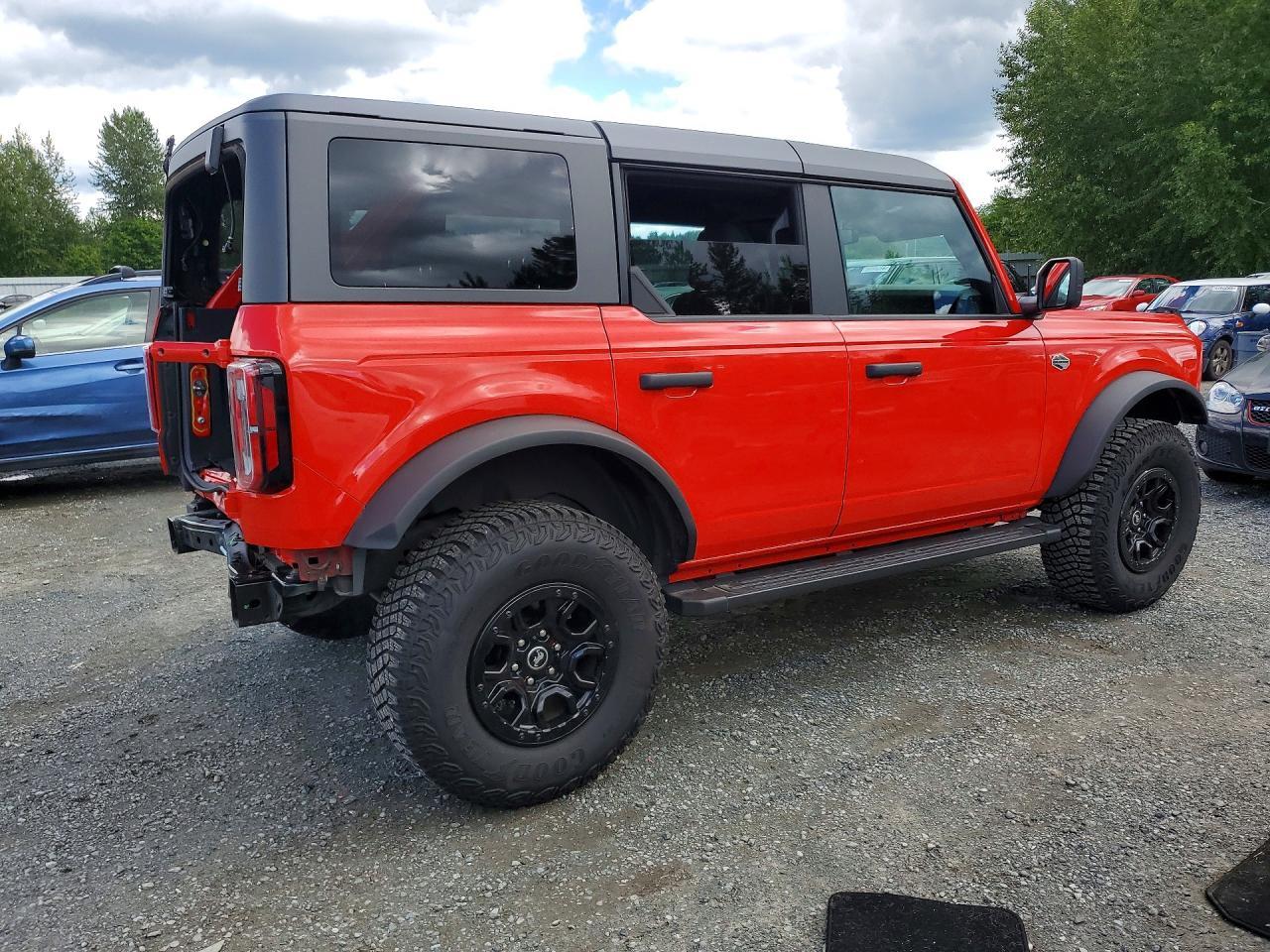 2022 Ford Bronco Base - Фото 3