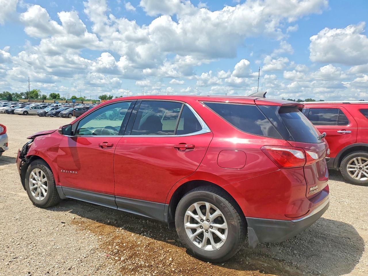 2018 Chevrolet Equinox Lt - Image 2