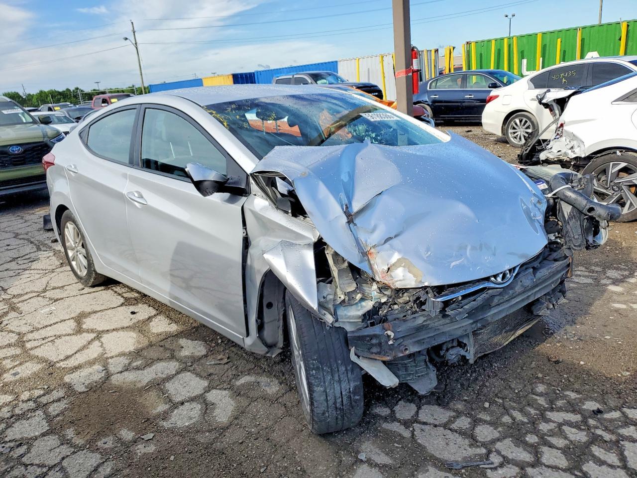 2015 Hyundai Elantra Se - Фото 4
