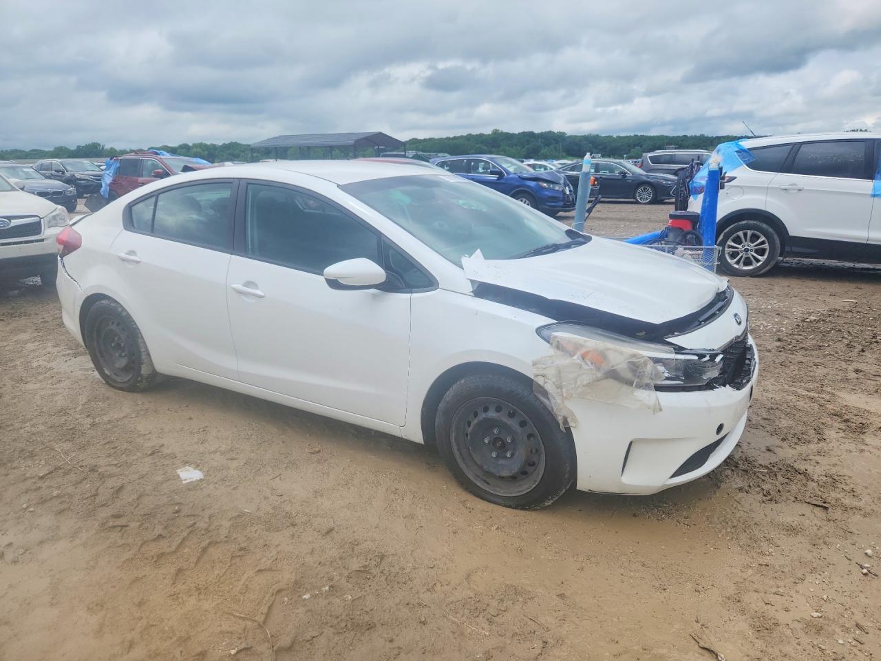 2017 Kia Forte Lx - Фото 4