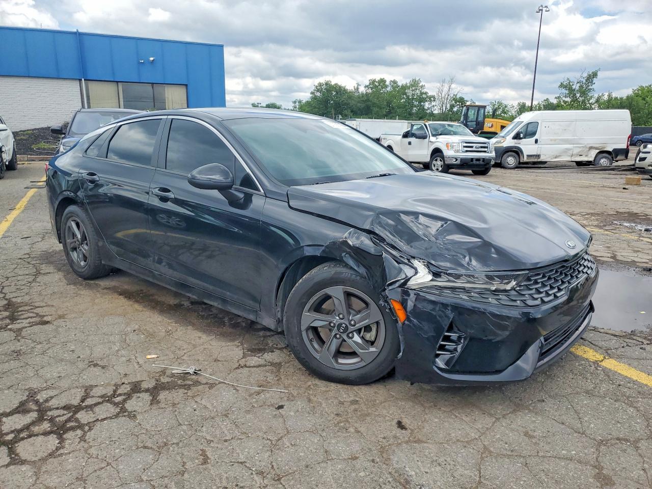 2021 Kia K5 Lx - Фото 4