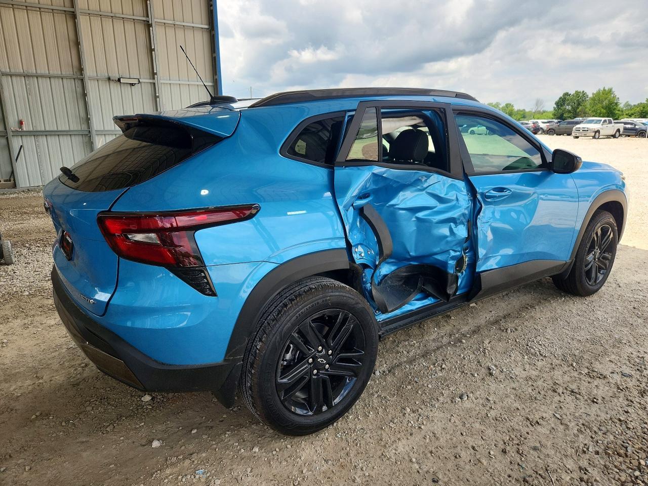 2026 Chevrolet Trax Activ - Image 3