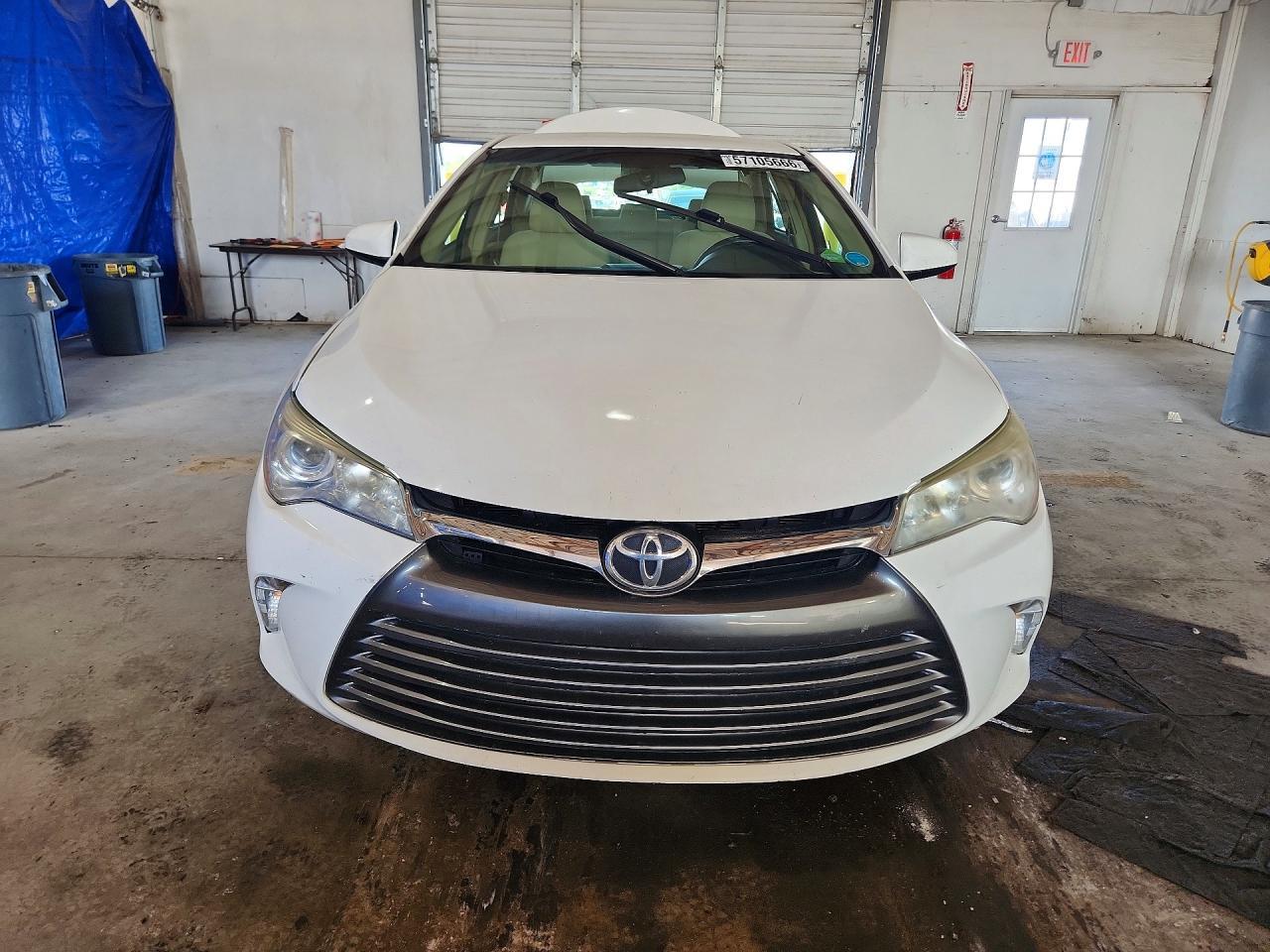 2017 Toyota Camry Le - Фото 5