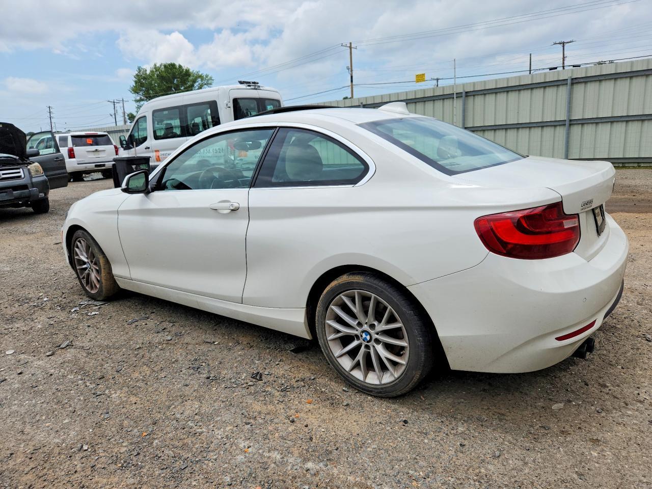 2016 BMW 228 I Sulev - Фото 2
