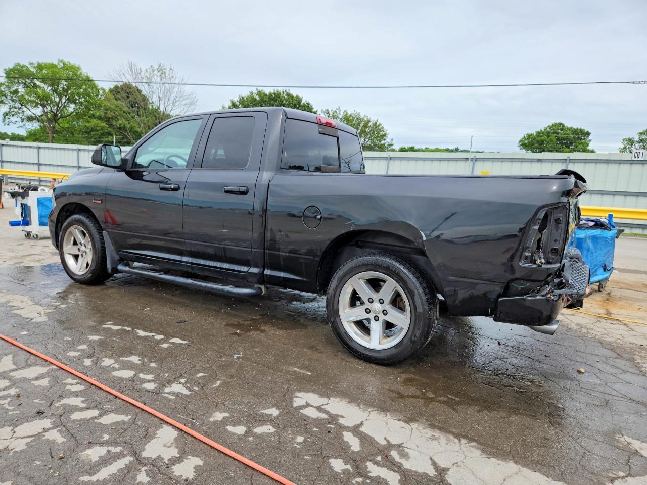 2011 Dodge Ram 1500 - Фото 2
