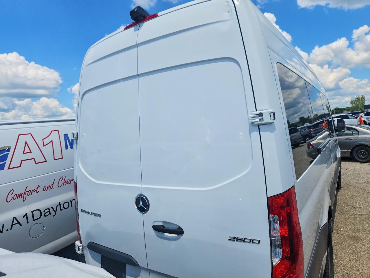 2020 Mercedes-Benz Sprinter 2500 Delivery Van - Фото 6