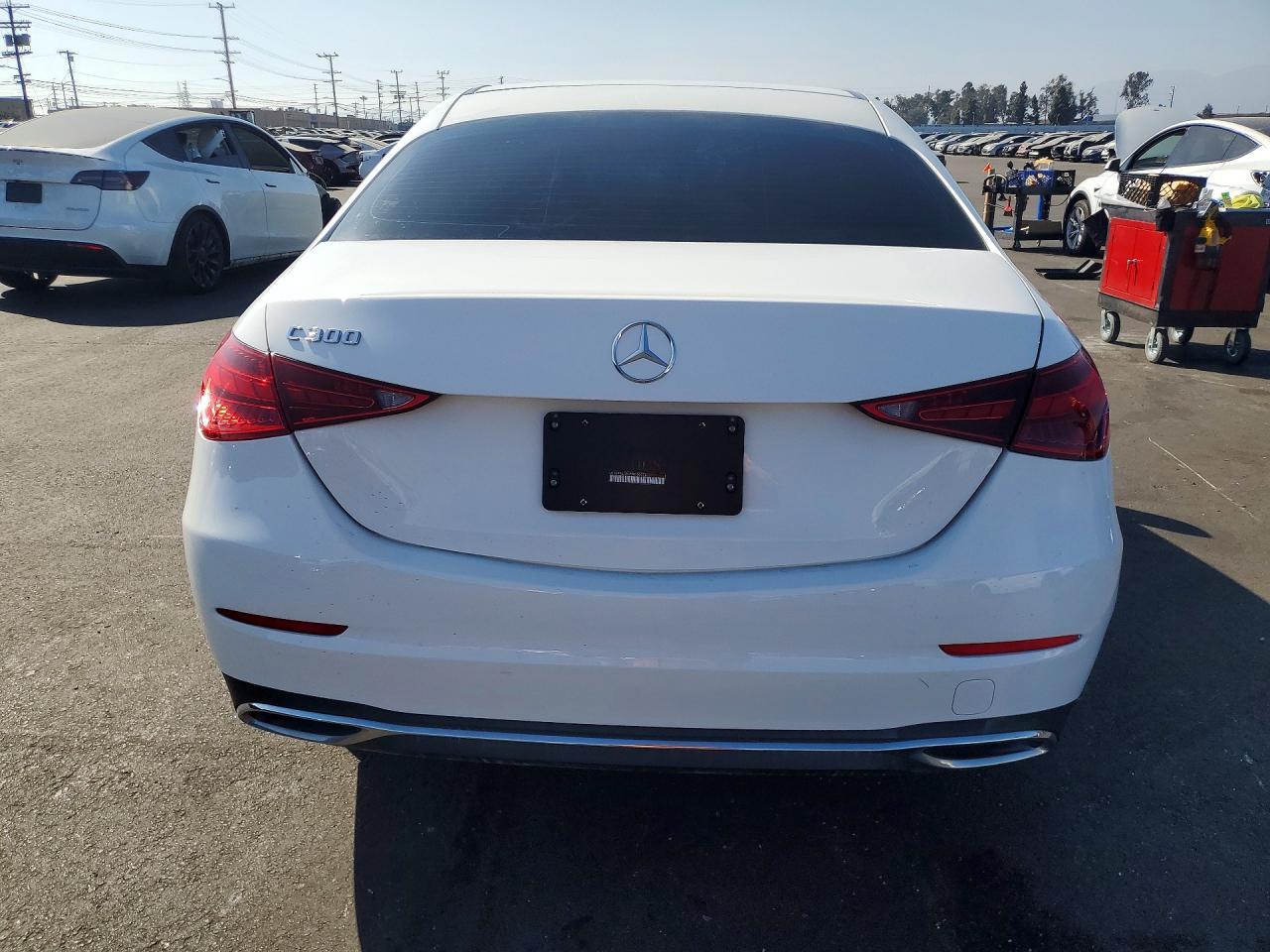 2022 Mercedes-Benz C 300 - Фото 6