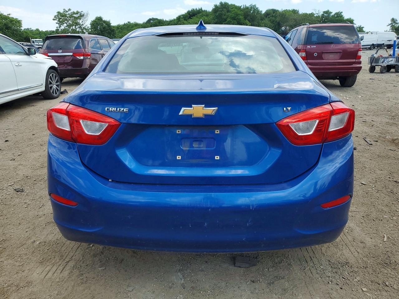 2016 Chevrolet Cruze Lt - Image 6