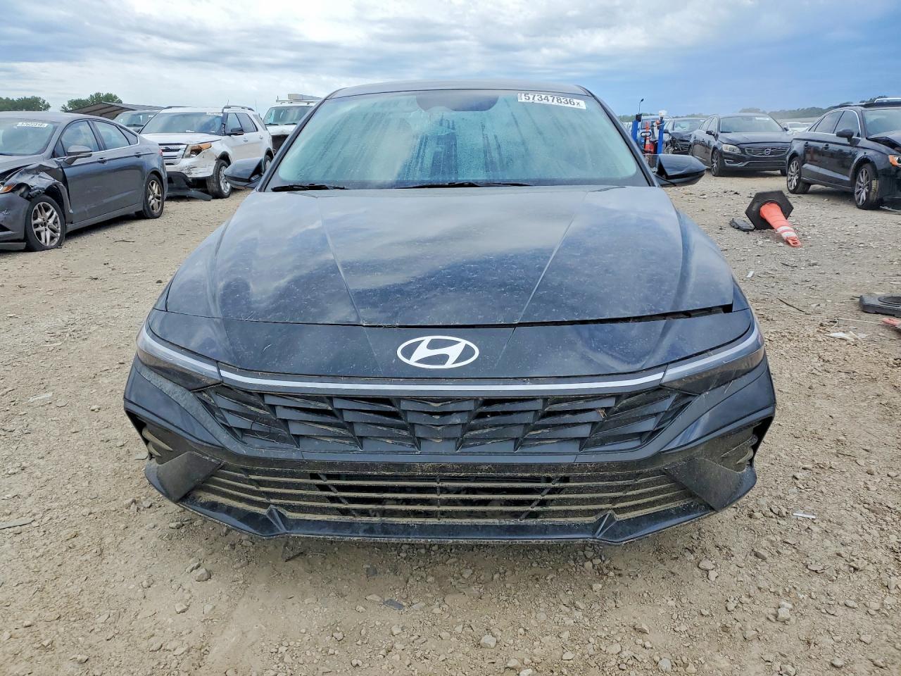 2025 Hyundai Elantra Hybrid Blue - Image 5