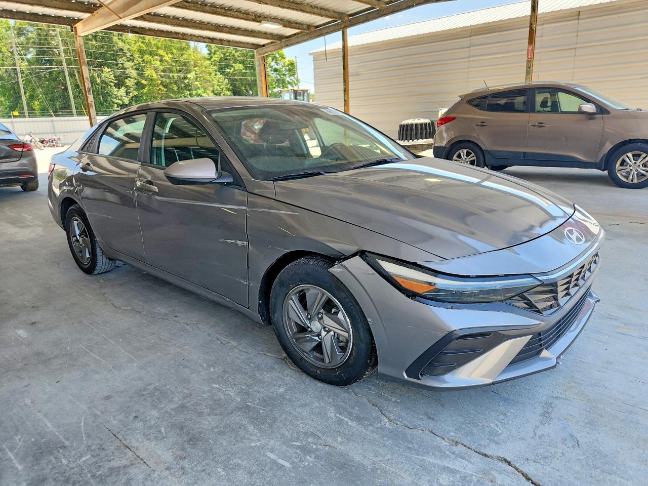 2024 Hyundai Elantra Se - Фото 4