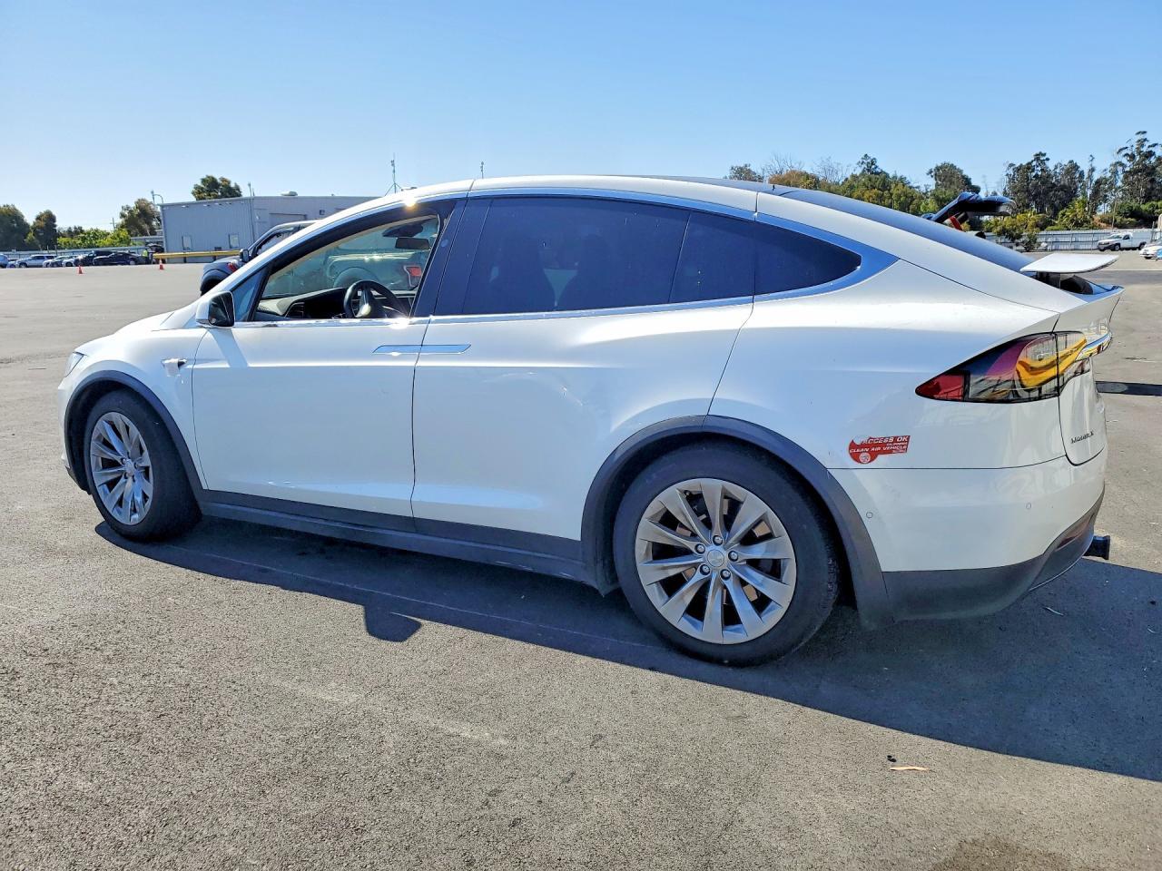 2017 Tesla Model X - Image 2