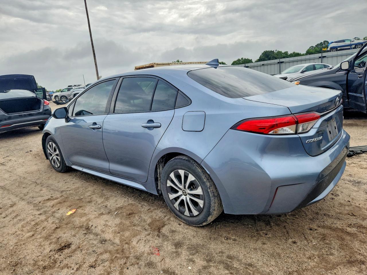 2022 Toyota Corolla Le - Фото 2