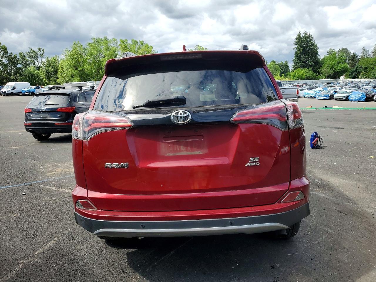 2018 Toyota Rav4 Se - Фото 6