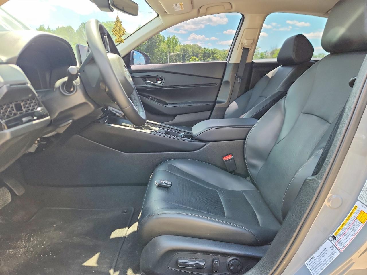 2024 Honda Accord Touring Hybrid - Image 7