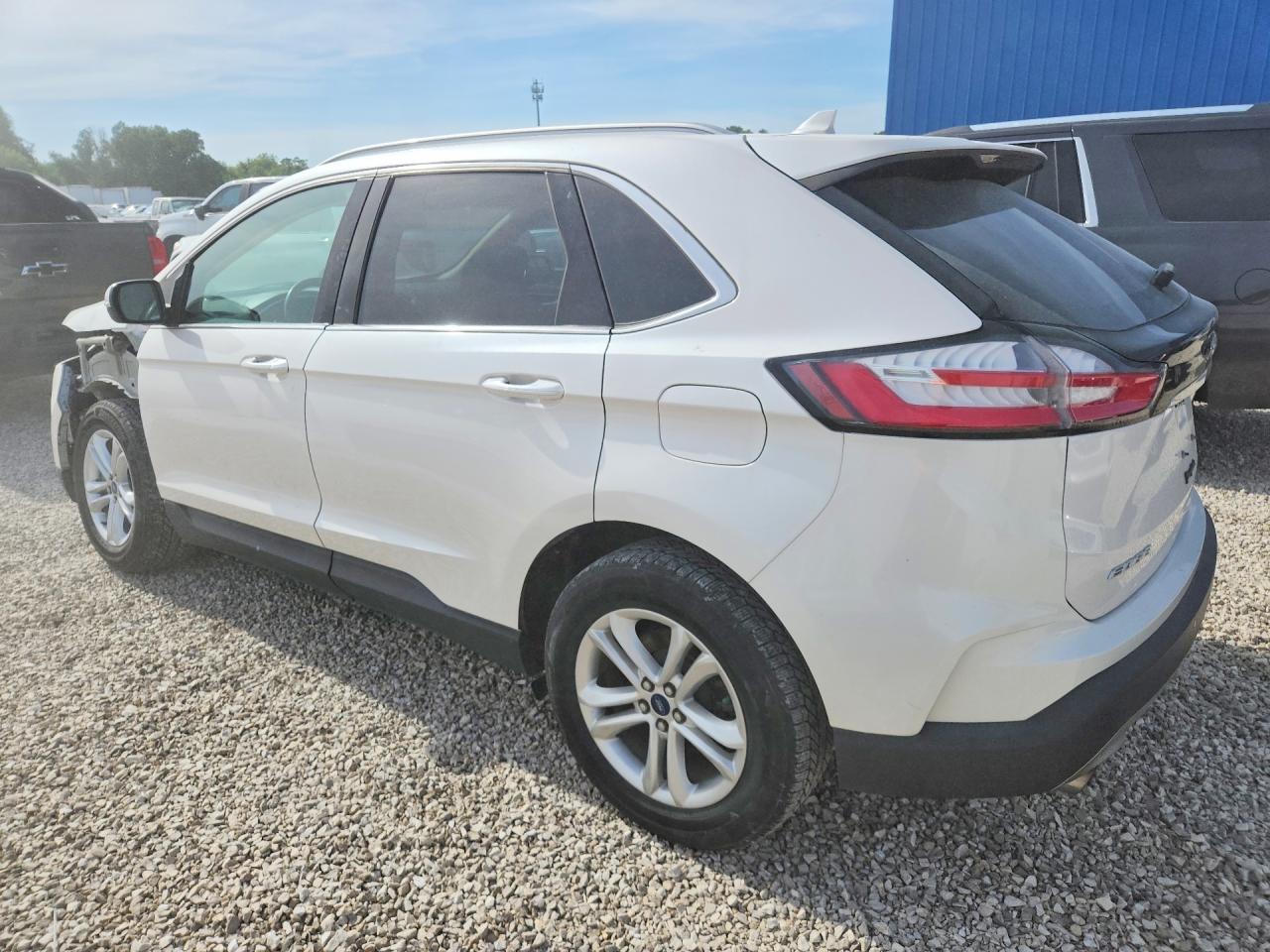 2019 Ford Edge Sel - Фото 2