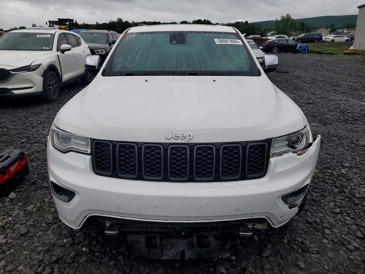 2015 Jeep Grand Cherokee Overland - Image 5