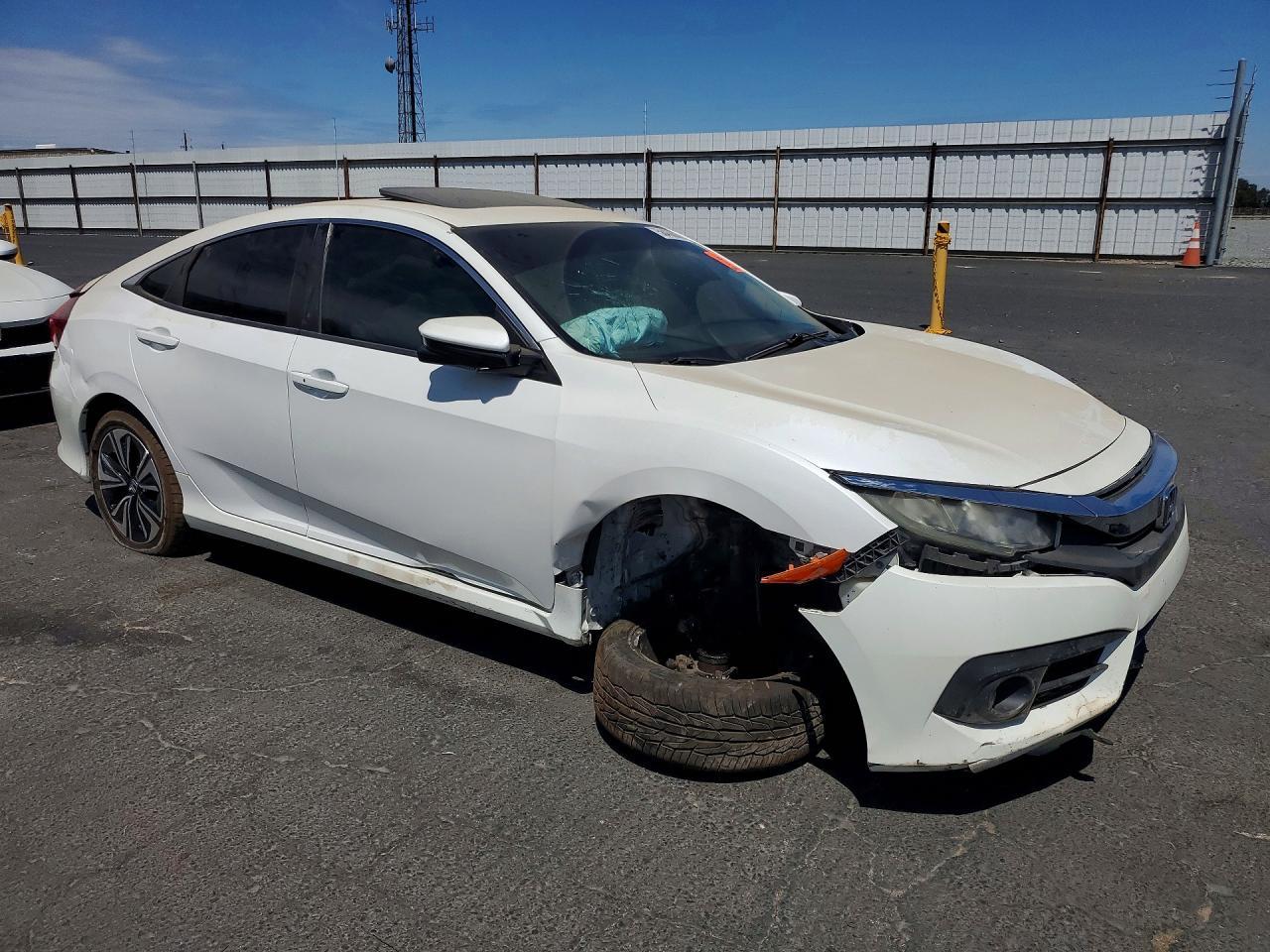 2017 Honda Civic Exl - Image 4