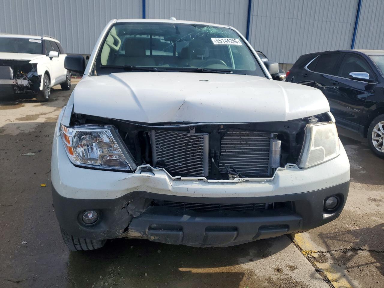 2017 Nissan Frontier Sv V6 - Фото 5