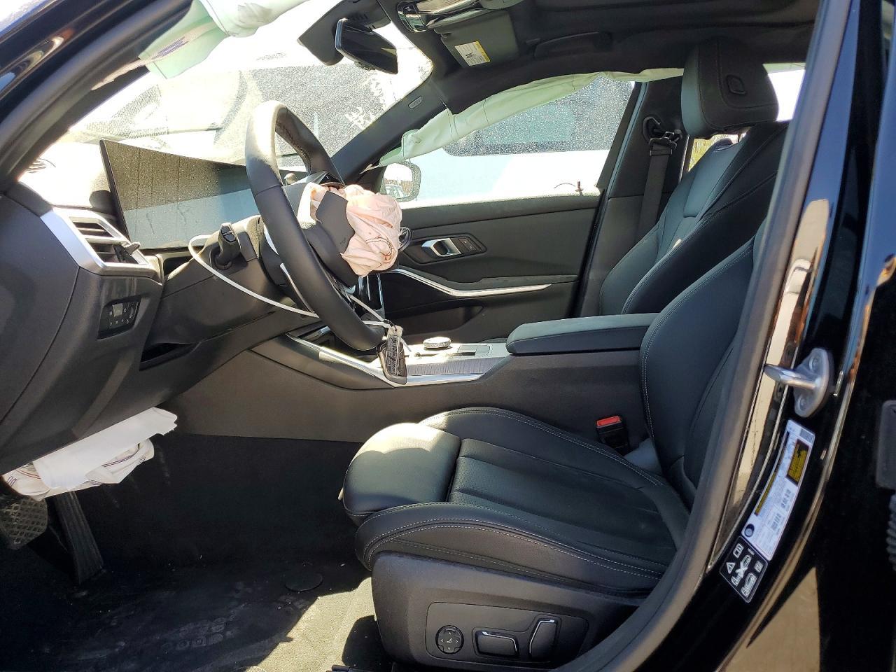 2026 BMW 330Xi - Фото 7