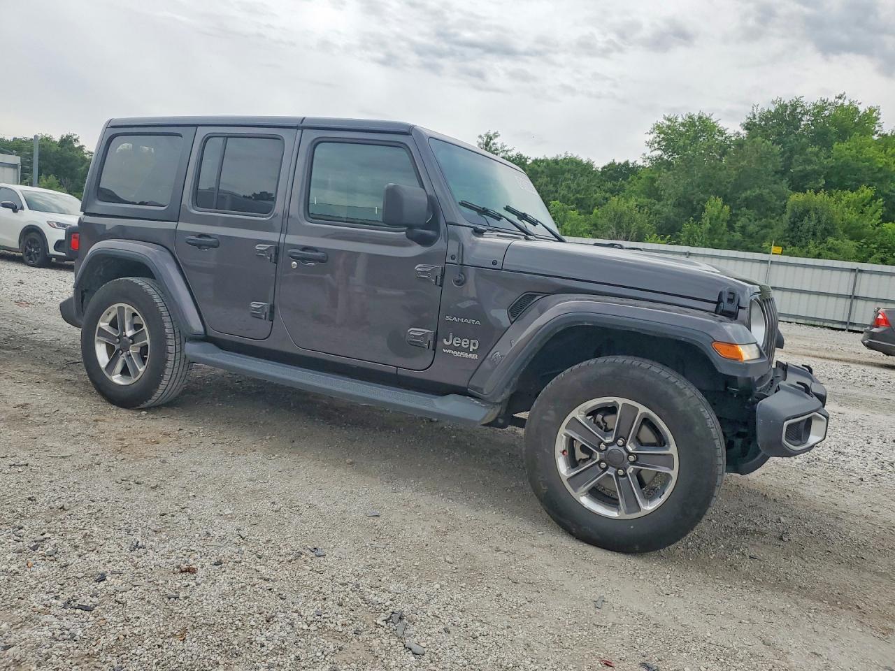 2020 Jeep Wrangler Unlimited Sahara - Image 4