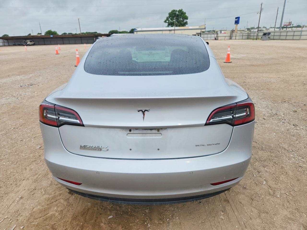 2018 Tesla Model 3 - Image 6