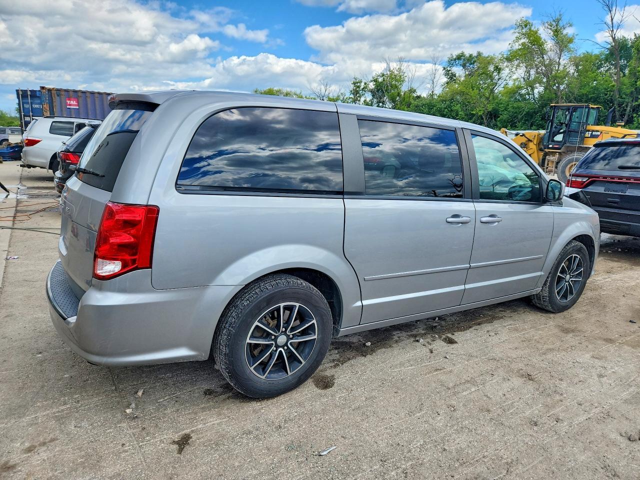 2017 Dodge Grand Caravan Se - Image 3