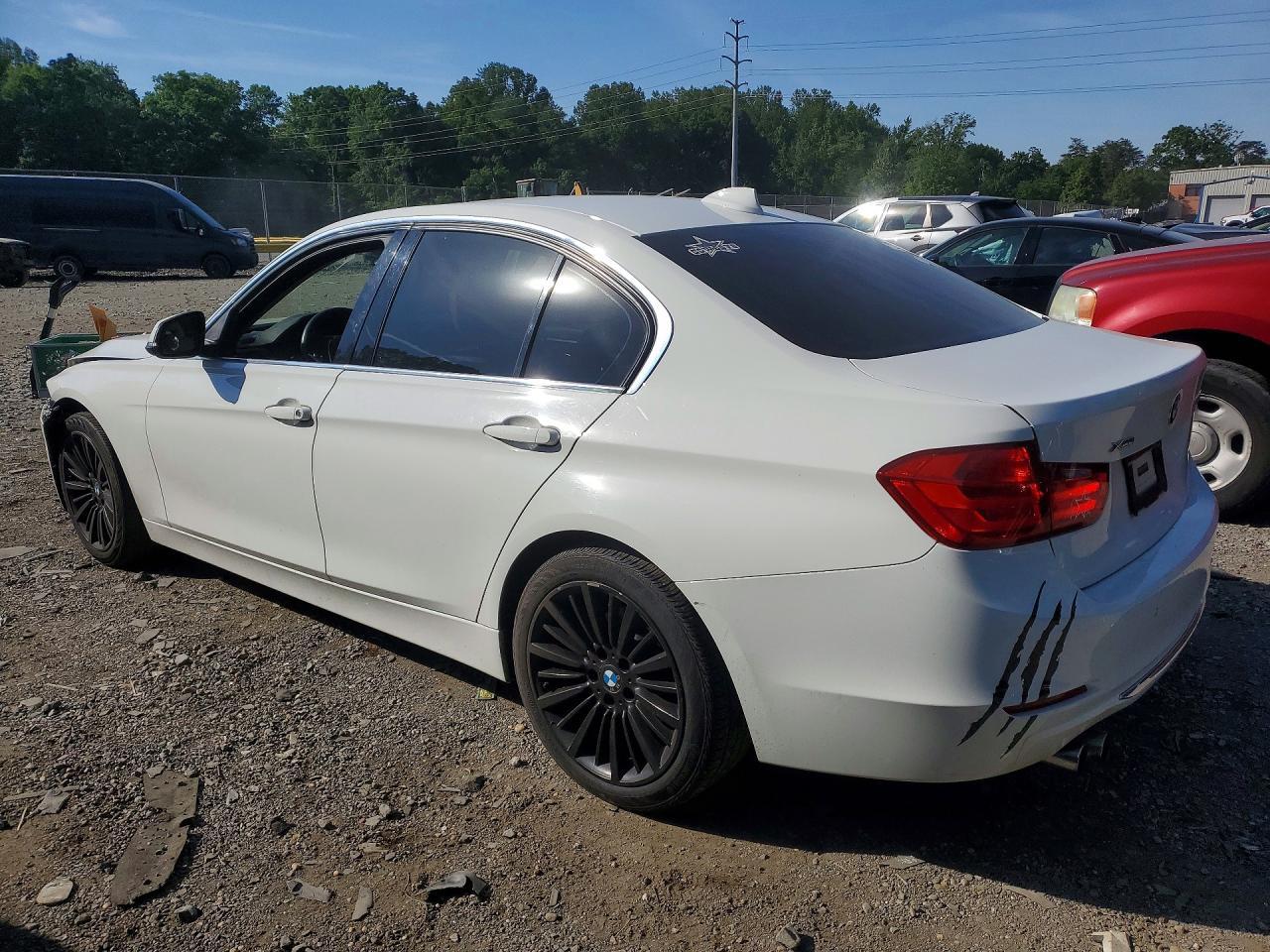 2015 BMW 328 Xi - Image 2