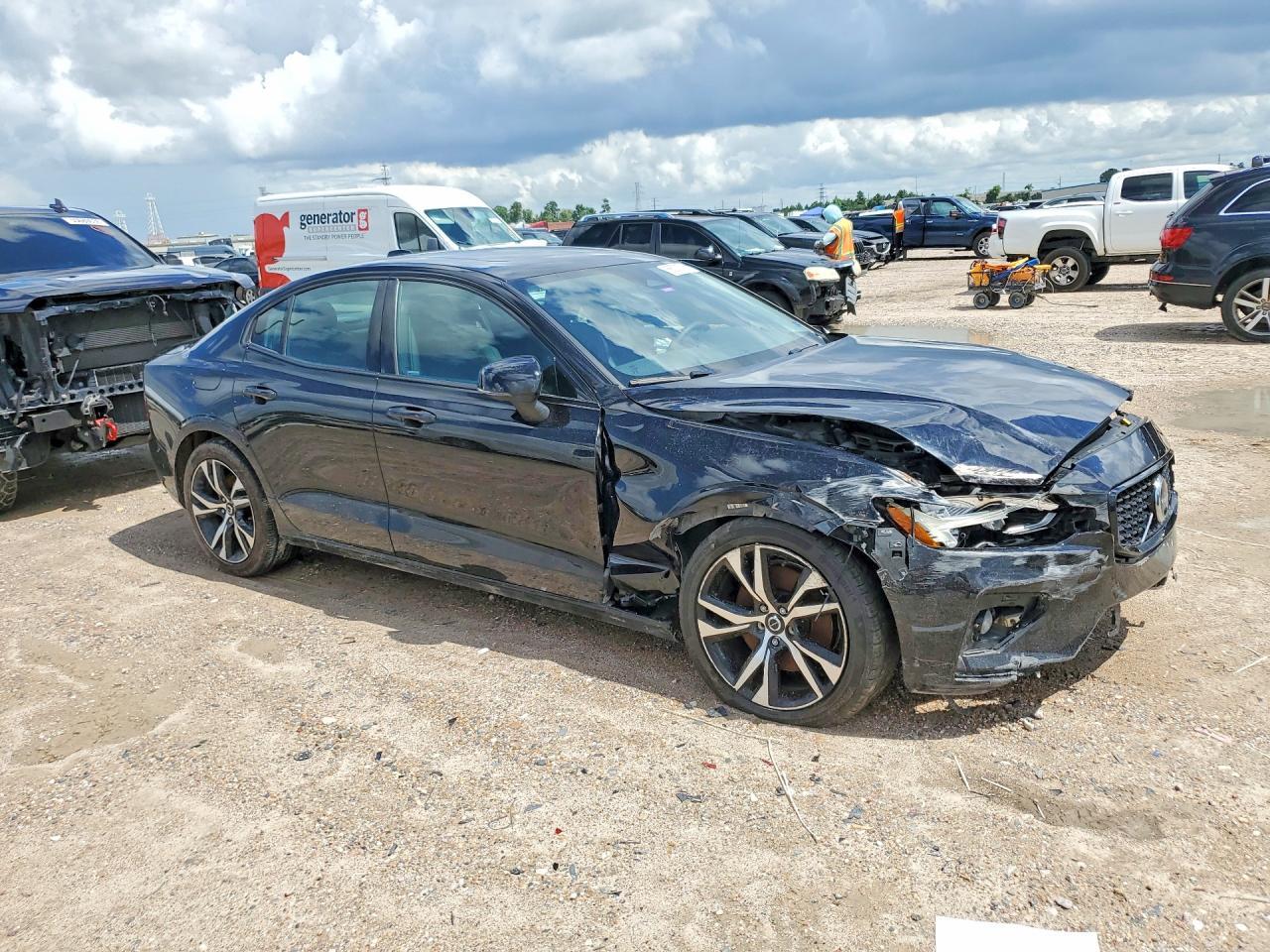2024 Volvo S60 Plus - Фото 4