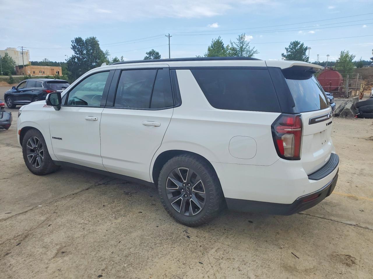 2021 Chevrolet Tahoe K1500 Z71 - Image 2
