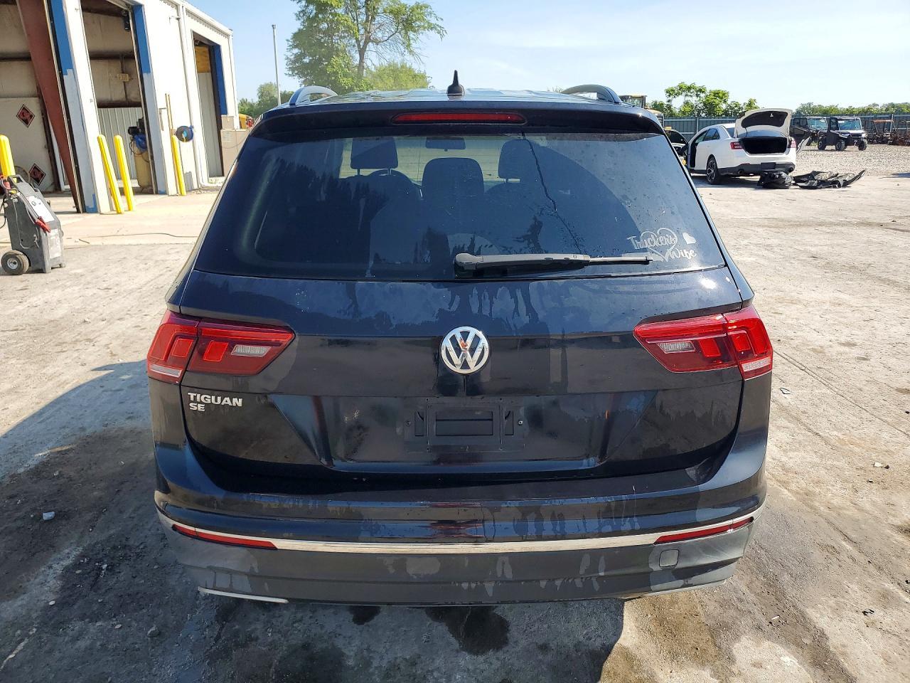 2020 Volkswagen Tiguan Se - Image 6