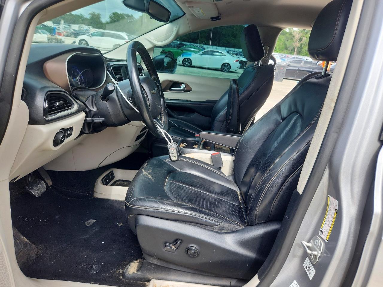 2018 Chrysler Pacifica Touring L - Фото 7