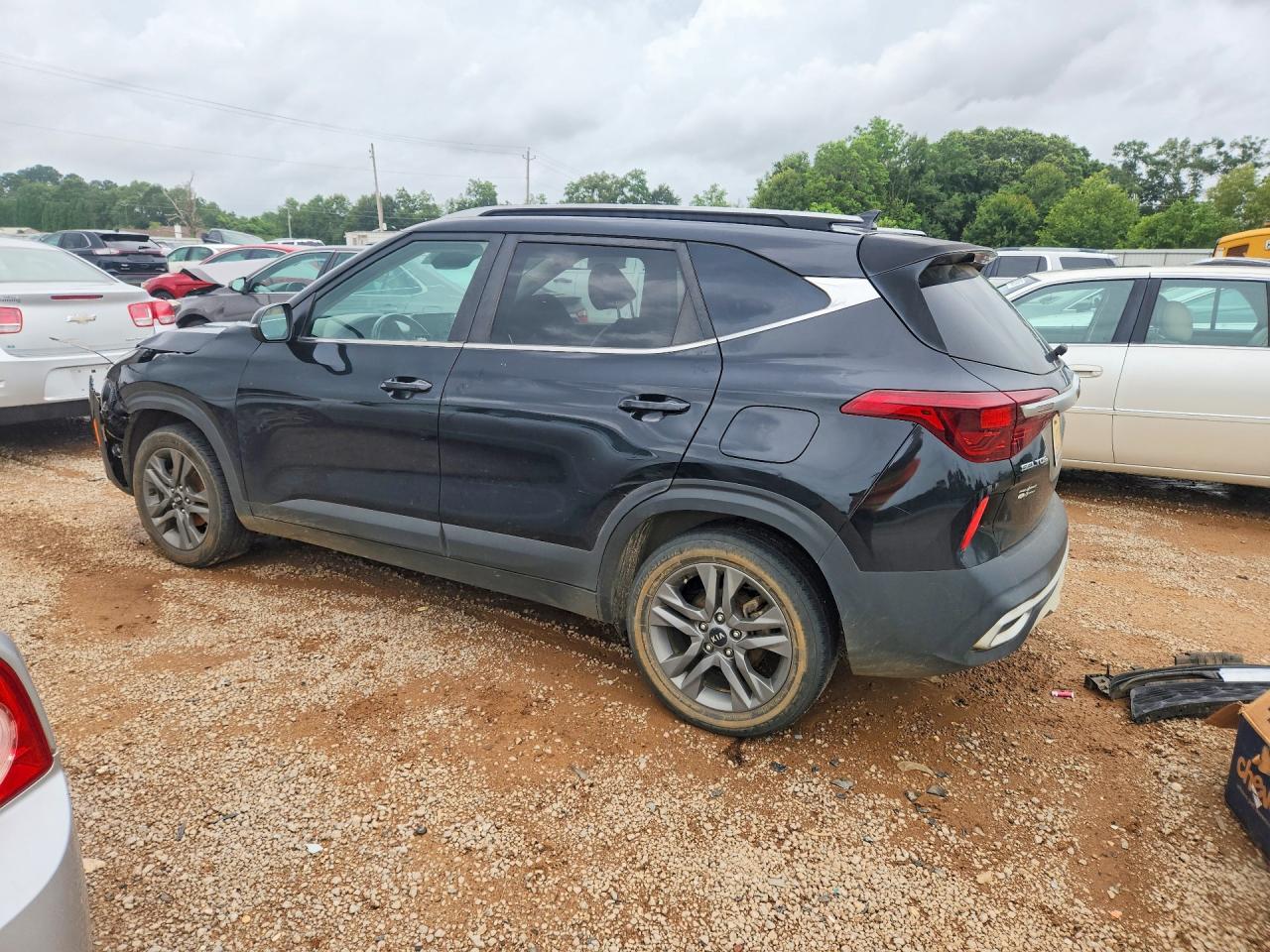 2021 Kia Seltos S - Фото 2