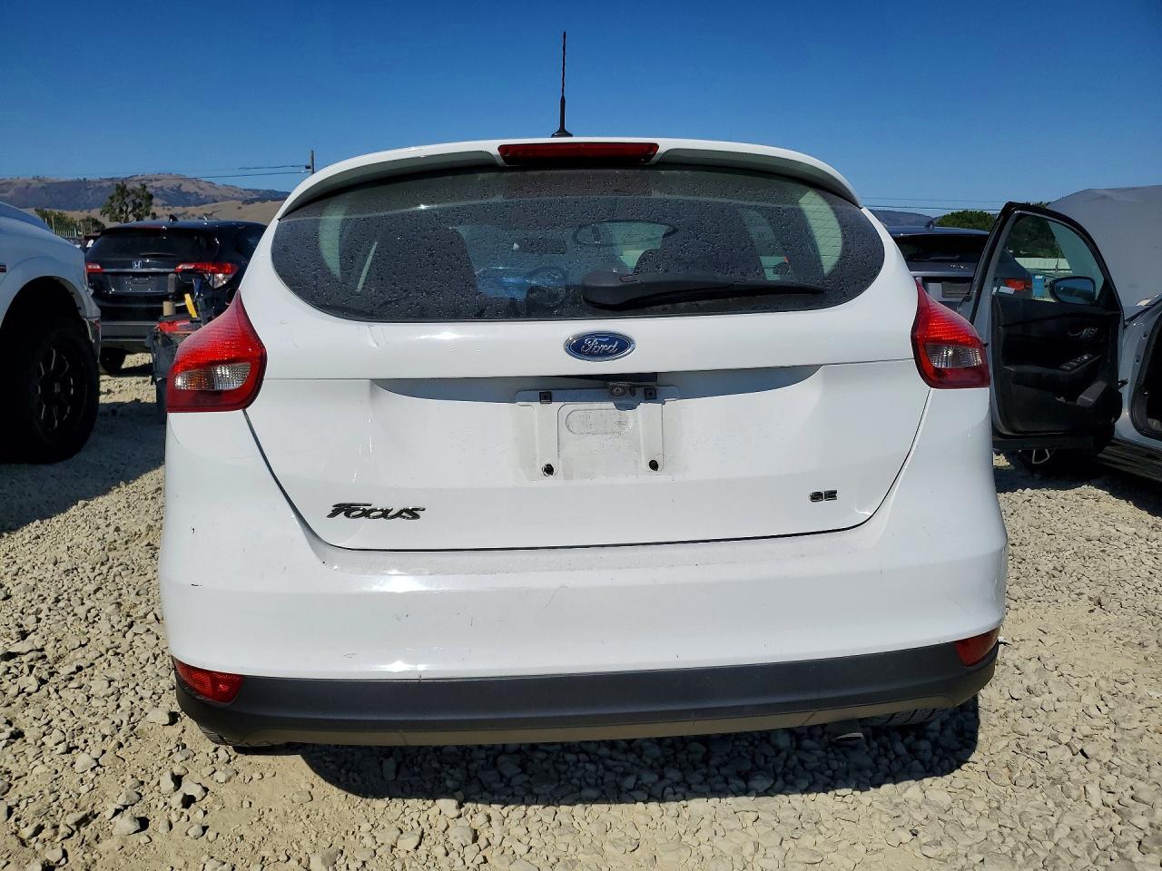 2015 Ford Focus Se - Фото 6