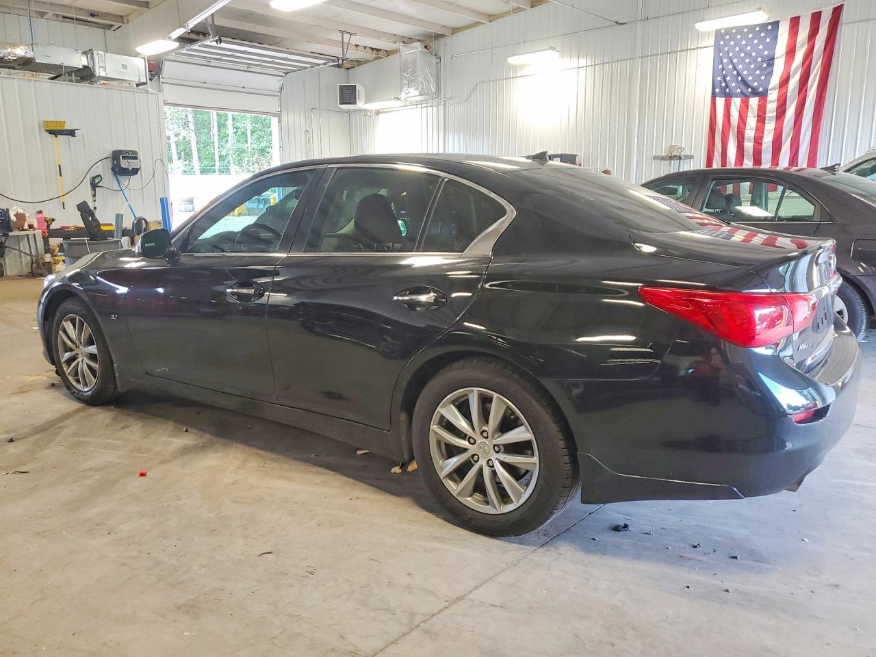 2015 Infiniti Q50 Base - Фото 2