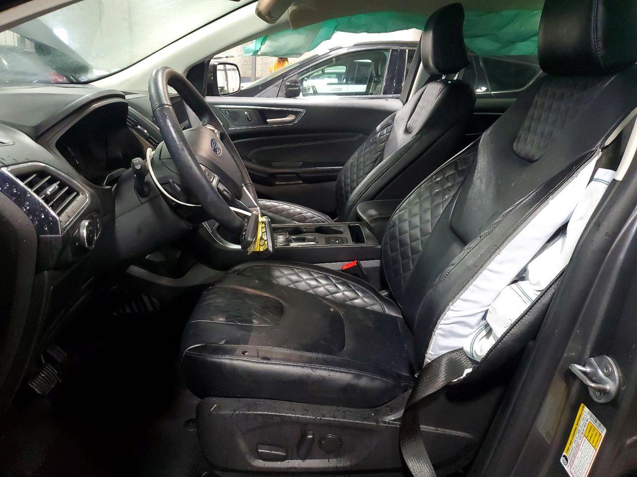2023 Ford Edge Titanium - Image 7
