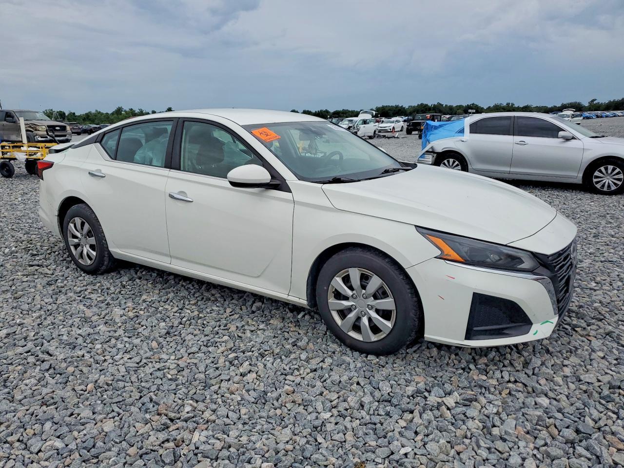 2023 Nissan Altima S - Image 4