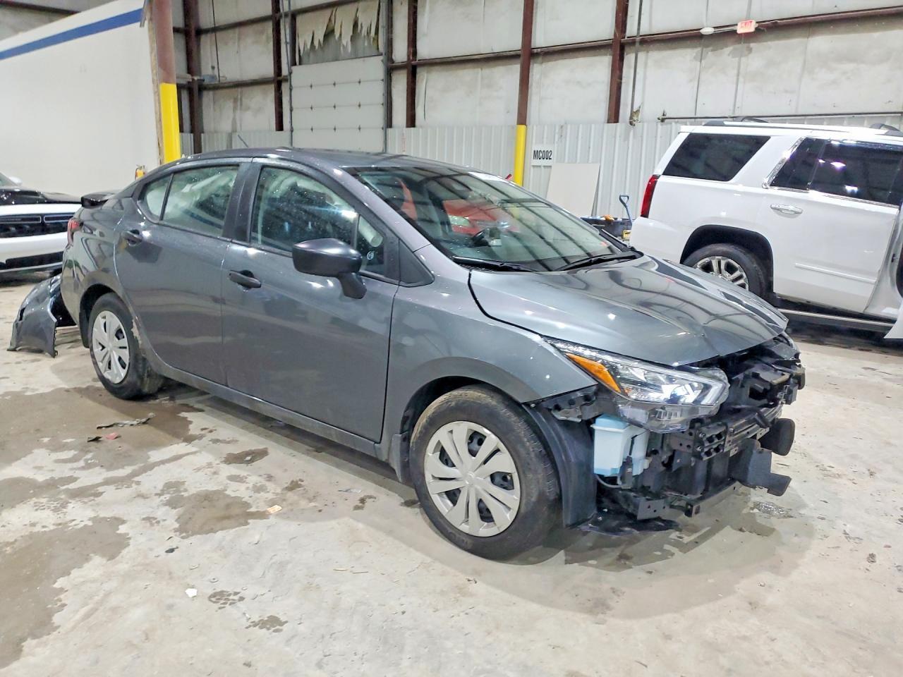 2025 Nissan Versa S - Фото 4