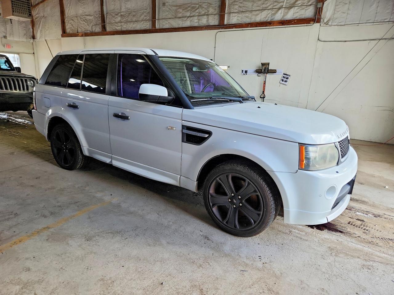 2011 Land Rover Range Rover Sport Hse - Image 4
